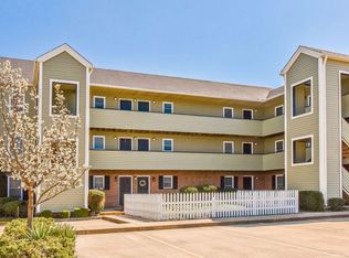 4910 Pleasant Ave APT 204, Norfolk, VA 23518