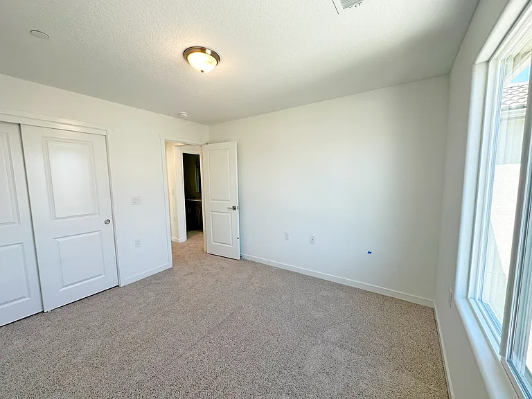2nd Bedroom, upstairs