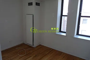 Rented by Green Home NY Realty LLC