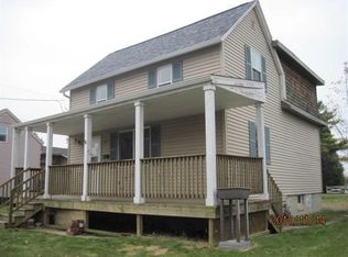 1021 Division St, Manitowoc, WI 54220