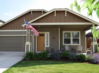 1649 W Carson Ave, Sisters, OR 97759