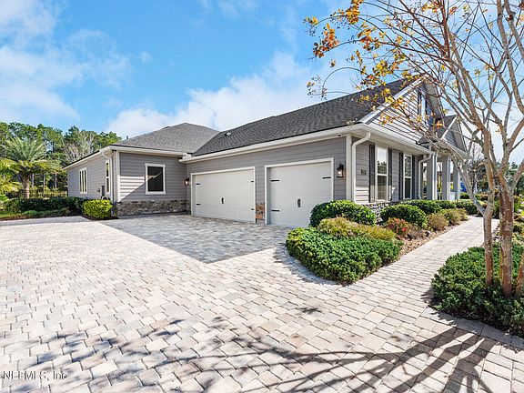 2nd image of 328 APPALOOSA Avenue