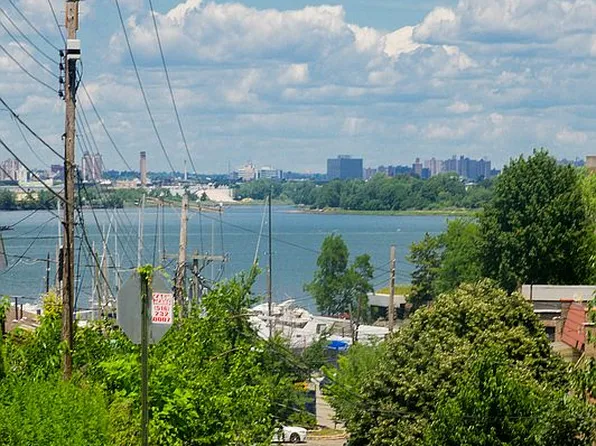 519 126th St, Flushing, NY 11356
