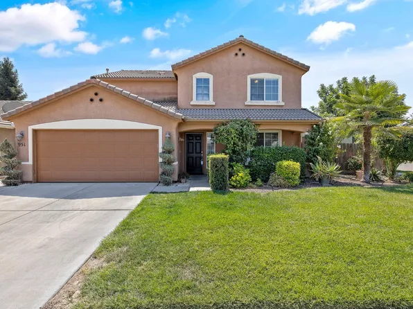 951 W Westmont Avenue, Visalia, CA 93277