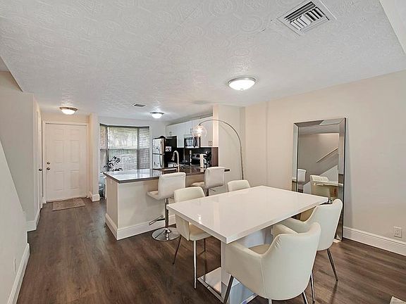 3rd image of 2685 NE 15th St #2685