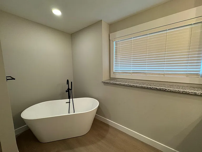 7705 Fox Valley Ln — Photo 13