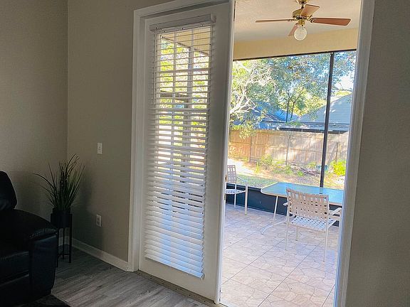 4th image of 12731 Woodbury Oaks Dr