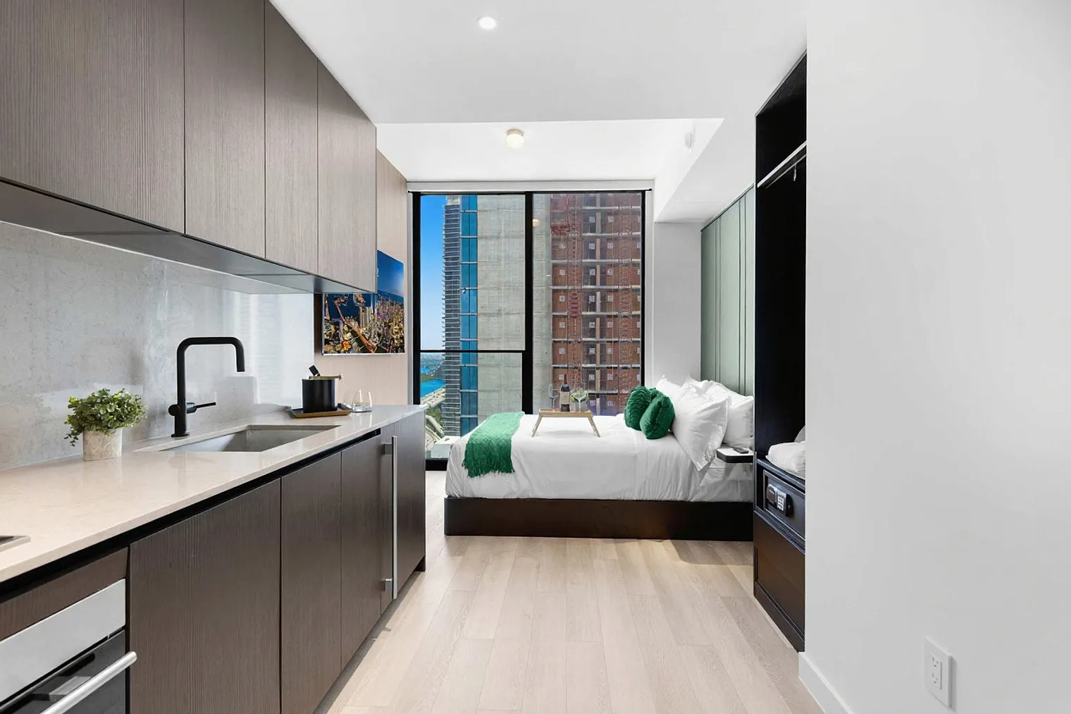 Studio, 1.0 bath, 269 sqft, $2,415 — Photo 3