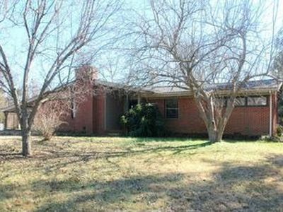 709 Haw River Hopedale Rd, Burlington, NC, 27217