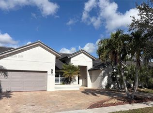 16209 NW 15th St, Pembroke Pines, FL 33028