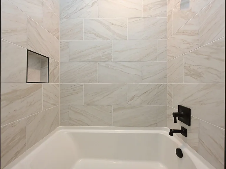 126 Zola Aly — Photo 35