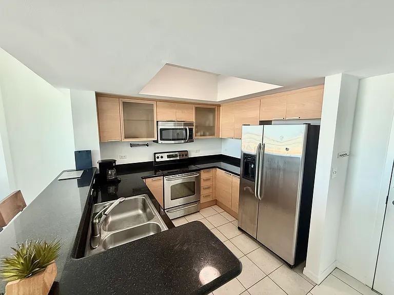140 S Dixie Hwy #905 — Photo 9