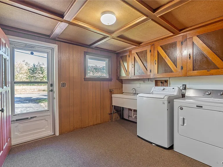 6555 Woodchuck Hill Rd — Photo 33