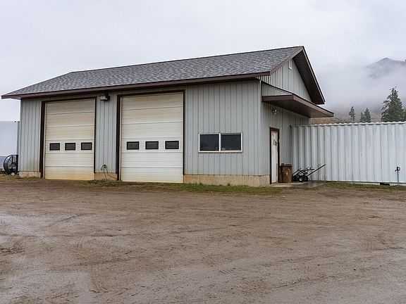 5th image of 4066 Agate Bay Rd