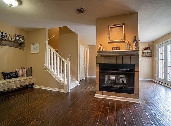 4th image of 1801 Water Oak Dr