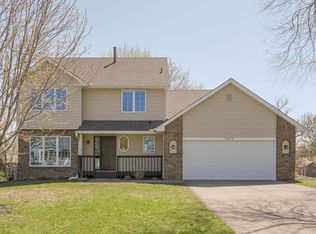 3899 Worchester Dr, Eagan, MN 55123