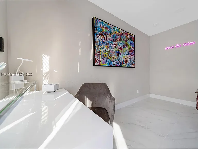 241 Oceanic Ave — Photo 7
