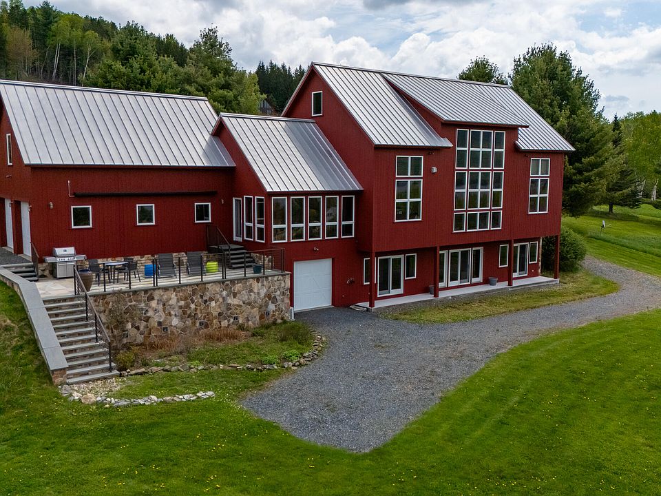 1st image of 39 Kendall Farm Trail
