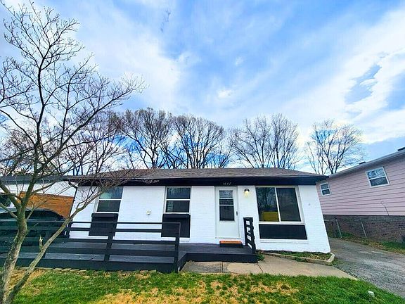 2nd image of 1447 Old Hickory Dr
