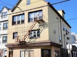 389 Avenue E APT 1, Bayonne, NJ 07002