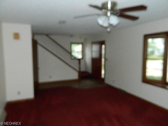 3rd image of 19450 Renwood Ave