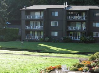 13305 15th Ave NE #C4, Seattle, WA 98125