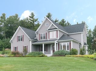 7 Laurel Crest Dr, Brookline, NH 03033