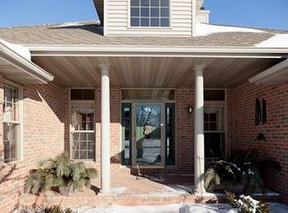 1131 Red Wing Trl, De Pere, WI 54115