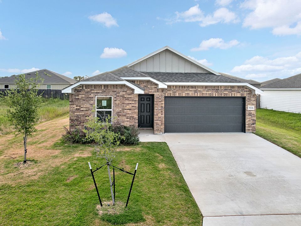 1st image of 3016 Titus Ct