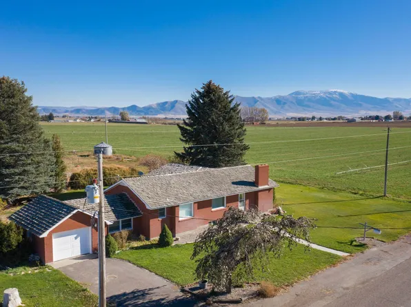 327 S 50 W, Burley, ID 83318