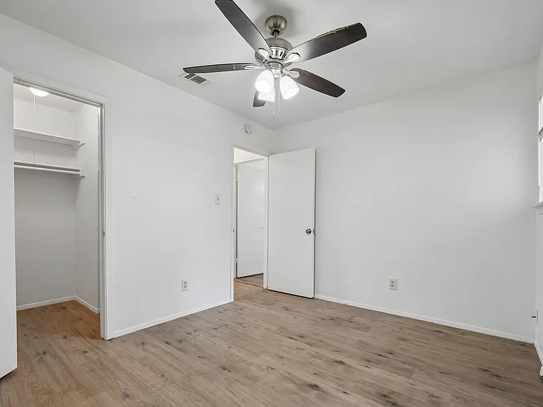 809 Sirocco Dr #A — Photo 23