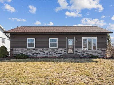 6808 Arbor Ln NE, Cedar Rapids, IA, 52402