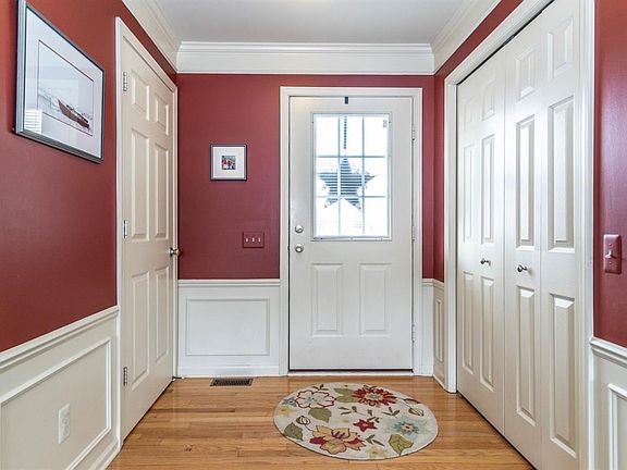 4th image of 6407 Oakhurst Dr