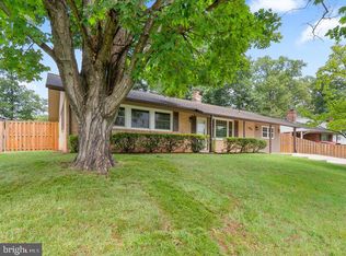 14926 Greymont Dr, Centreville, VA 20120