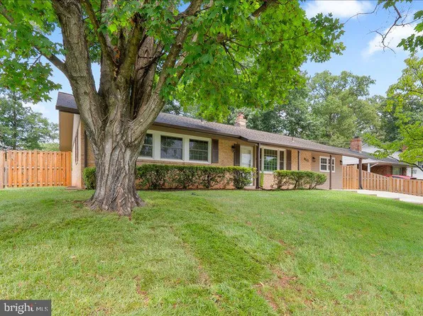 14926 Greymont Dr, Centreville, VA 20120