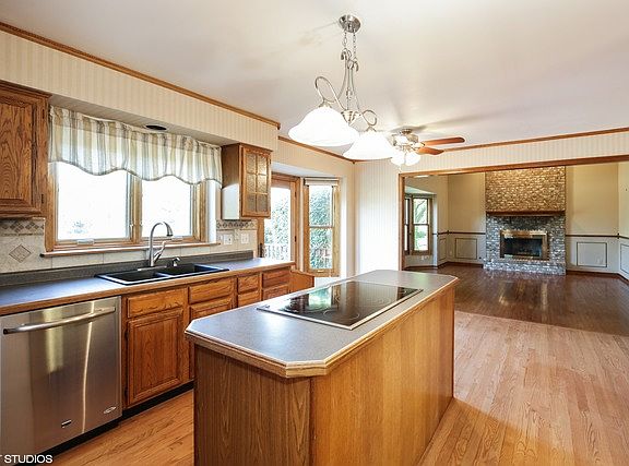 4th image of 6N606 Somerset Dr