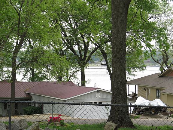 3rd image of 701 N 21st St