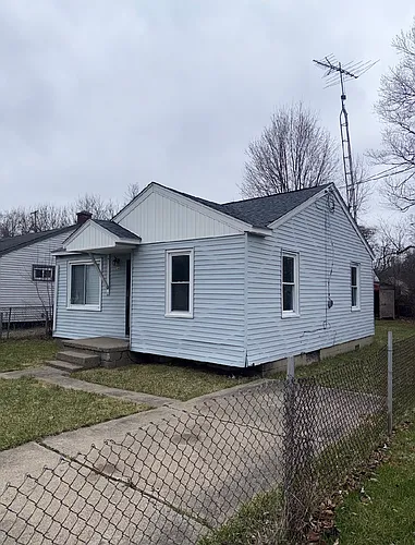 246 E York Ave Photo 1