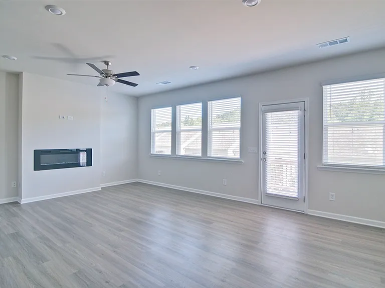 376 Whitetail Cir — Photo 7