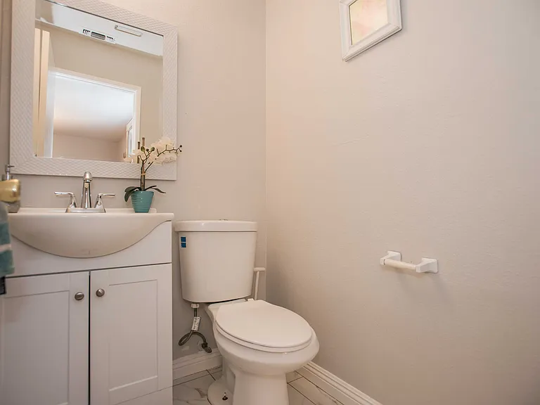 7276 Riverwind Way — Photo 2