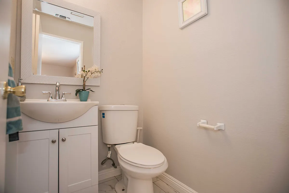 Building Photo - 7276 Riverwind Way