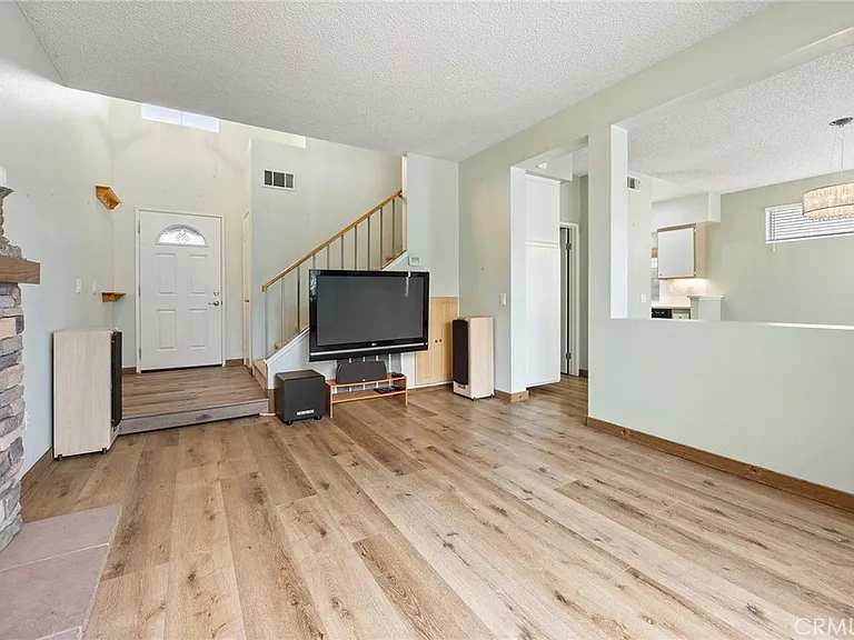 2244 Black Pine Rd — Photo 7