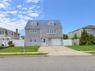 662 S Ocean Avenue, Freeport, NY, 11520