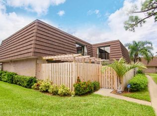 501 5th Ln, Palm Beach Gardens, FL 33418