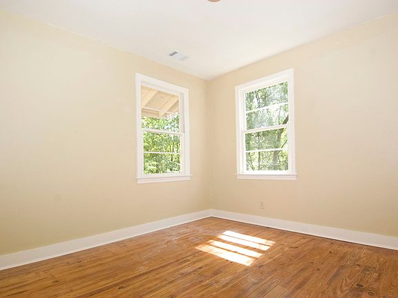 4th image of 1225 Radiance Dr