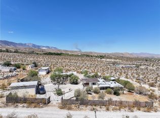 7594 Fairlane Rd, Lucerne Valley, CA 92356
