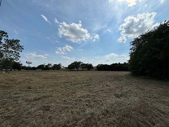 5th image of 101/103 Gibson Ln