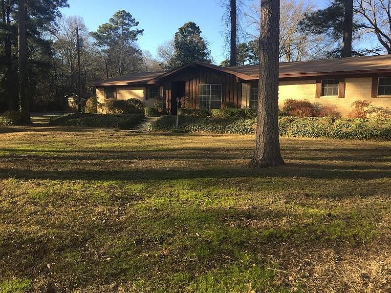 1st image of 613 E Lynnwood Ln