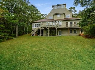 5 Bourne Hill Rd, Wareham, MA 02571