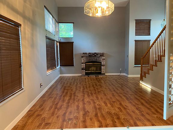 Living room with dining